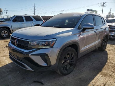 VOLKSWAGEN TAOS SE 2023