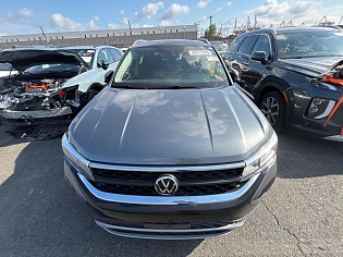 2022 Volkswagen Taos SE 1.5 полный привод