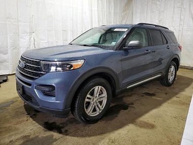 FORD EXPLORER XLT 2021