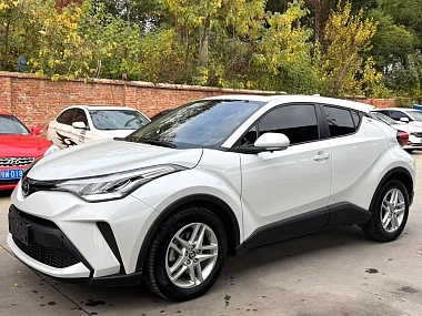 TOYOTA C-HR 2021