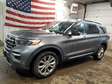 FORD EXPLORER XLT 2022