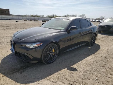 ALFA ROMEO GIULIA TI Q4 2017