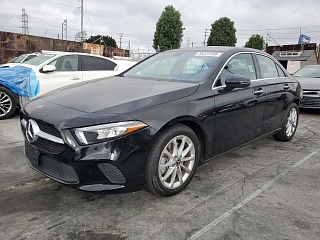 MERCEDES-BENZ A 220 2020