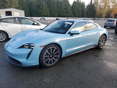 PORSCHE TAYCAN 2022