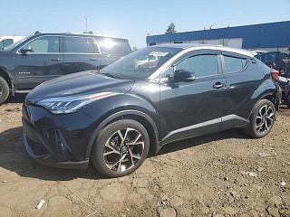 TOYOTA C-HR XLE 2020
