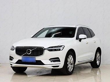VOLVO XC60 T5 2021