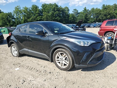 TOYOTA C-HR XLE 2021