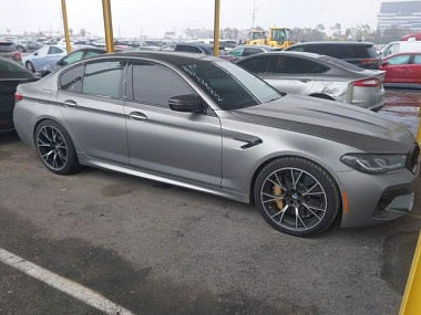BMW M5 2021